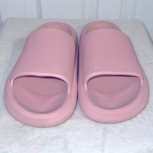 Womens Cloud Slides